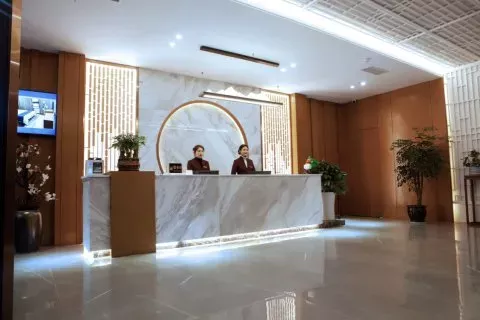 平昌上格大酒店-皇家山
